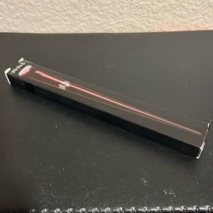KVD LOCK-IT EDGE CONCEALER BRUSH #40